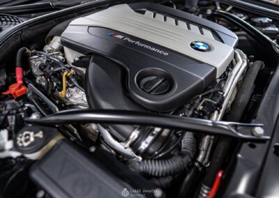 carcleaningczech cisteni motoroveho prostoru bmw 5